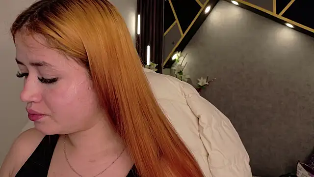 Snapshot of almma_shy chatting on 26, 2, 2025 almma shy online show from 26, 2, 2025