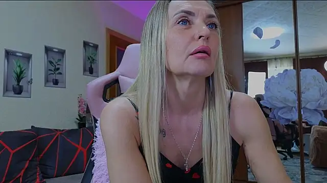 amelia blondy online show from 24, 2, 2025