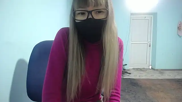 elllaaxx online show from 4, 2, 2025