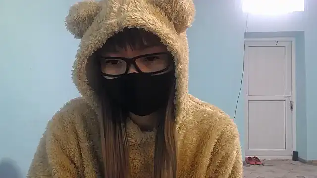 elllaaxx online show from 18, 3, 2025