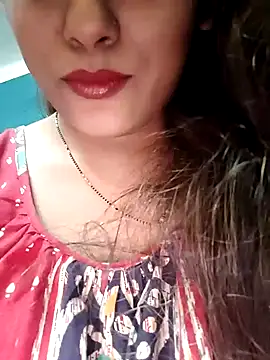 Snapshot of sexyindi_couple chatting on 4, 2, 2025 sexyindi couple online show from 4, 2, 2025