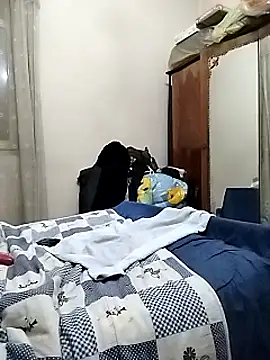 Lucia8600 online show from 12, 1, 2025