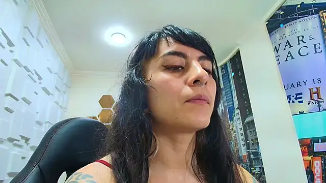 Naughty Kittenm online show from 1, 4, 2026