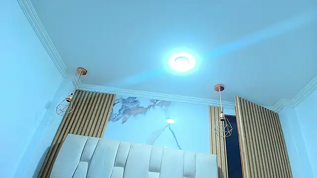 Naughty Kittenm online show from 18, 4, 2026