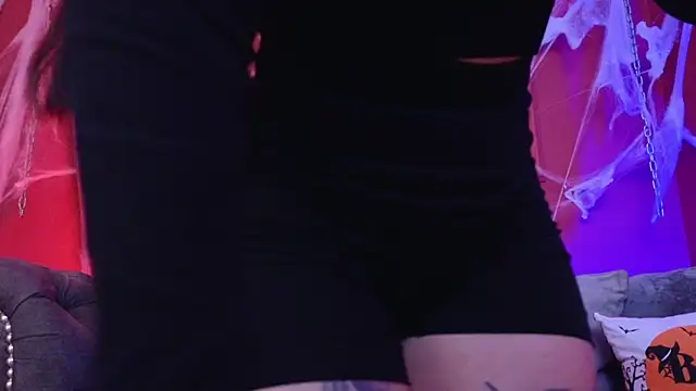 Julieta Russell online show from 29, 10, 2025