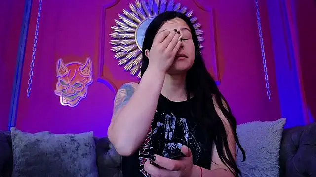 Julieta Russell online show from 24, 3, 2026