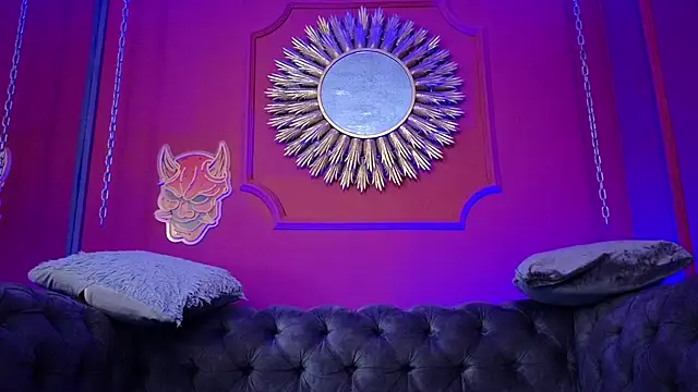 Julieta Russell online show from 23, 4, 2026