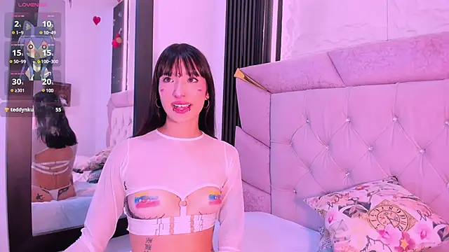 laurem-paulette online show from 20, 3, 2025