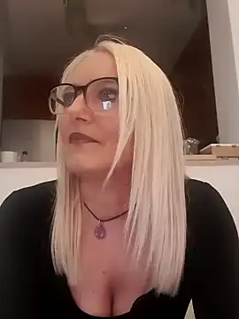 kikkastar online show from 9, 2, 2025