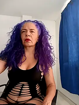 Snapshot of freyadevil333 chatting on 2, 2, 2025 freyadevil333 online show from 2, 2, 2025