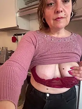 Sunbelxx online show from 27, 10, 2025