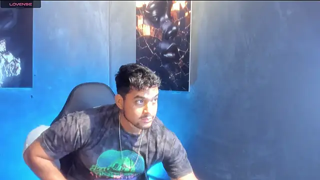 Big furry bear13 online show from 28, 9, 2025