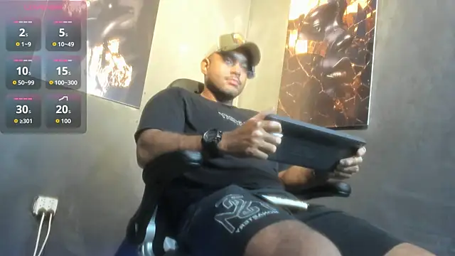 Big furry bear13 online show from 6, 10, 2025