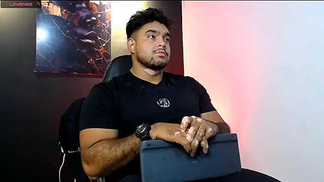 Big furry bear13 online show from 17, 1, 2026