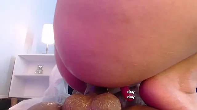 MollyCruz online show from 11, 3, 2025