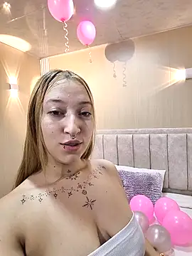 MollyCruz online show from 24, 11, 2025