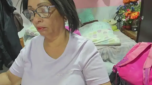 Snapshot of Mrs_mommy_ chatting on 2, 6, 2026 Mrs mommy online show from 2, 6, 2026