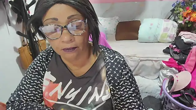 Snapshot of Mrs_mommy_ chatting on 7, 6, 2026 Mrs mommy online show from 7, 6, 2026