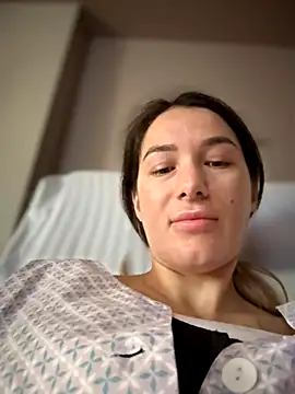 HotXMom online show from 23, 10, 2025