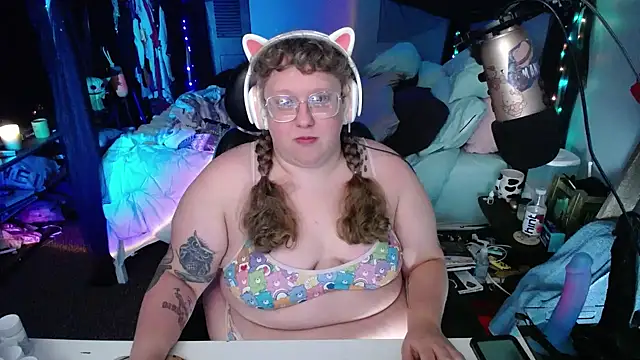 FatVeronica online show from 12, 1, 2025