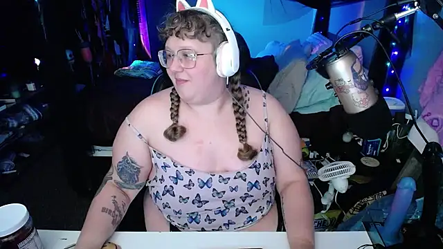 FatVeronica online show from 6, 2, 2025