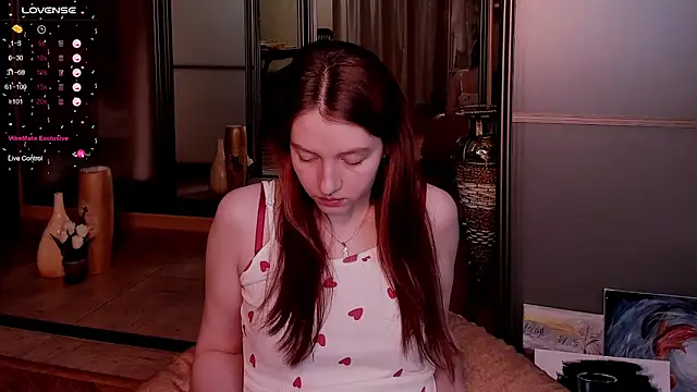 Ksuhesa online show from 9, 3, 2025