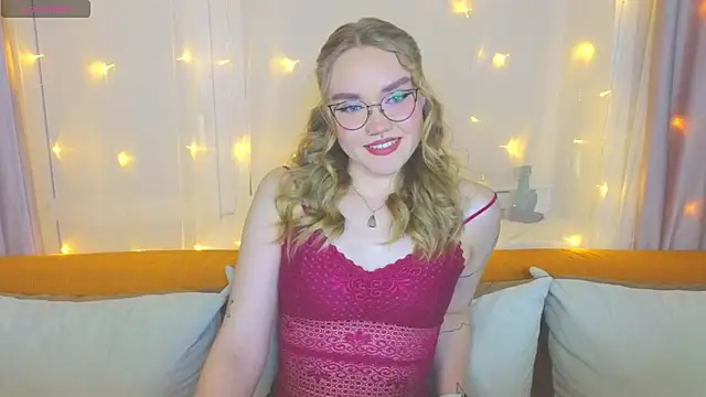 Aurora Golden1 online show from 4, 3, 2025