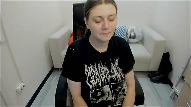 AlisaBacker online show from 21, 2, 2025