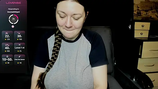 Snapshot of AlisaBacker chatting on 12, 5, 2026 AlisaBacker online show from 12, 5, 2026