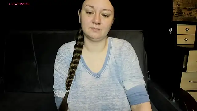 Snapshot of AlisaBacker chatting on 14, 6, 2026 AlisaBacker online show from 14, 6, 2026