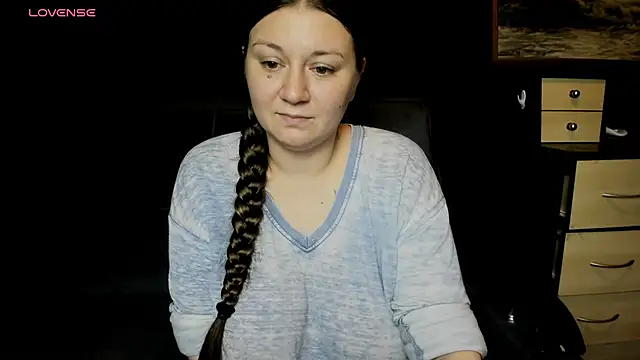 AlisaBacker online show from 26, 7, 2026