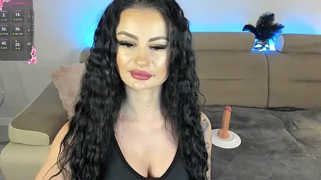 Snapshot of Ranyia1 chatting on 10, 12, 2024 Ranyia1 online show from 10, 12, 2024