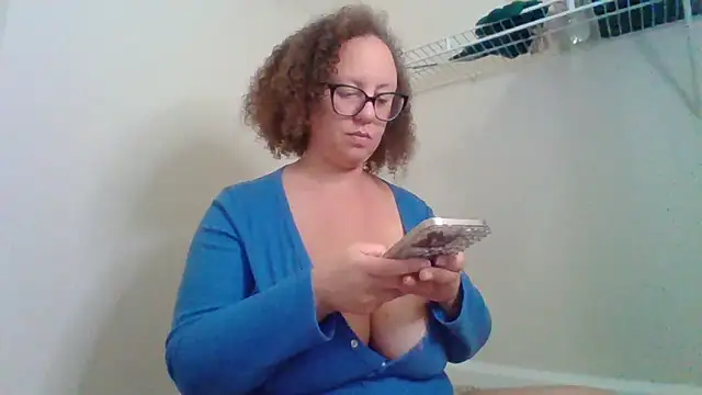 Paisleehaze online show from 27, 10, 2025