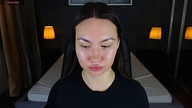 Snapshot of GIGI_BENNET chatting on 18, 12, 2024 GIGI BENNET online show from 18, 12, 2024