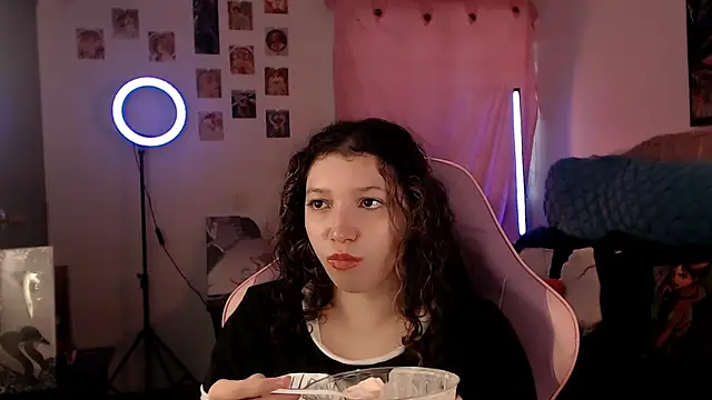 Snapshot of AllyDonfort chatting on 31, 3, 2026 AllyDonfort online show from 31, 3, 2026