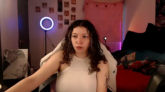 Snapshot of AllyDonfort chatting on 12, 5, 2026 AllyDonfort online show from 12, 5, 2026