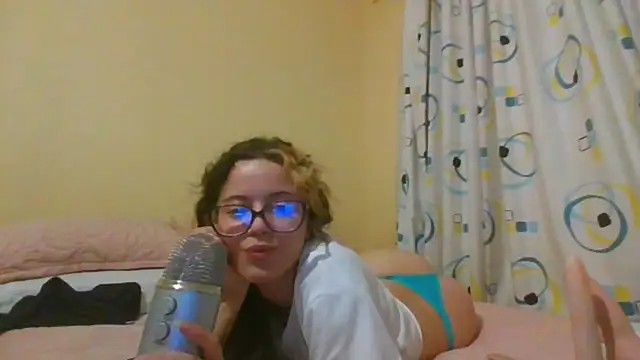 frikigyal online show from 12, 2, 2025