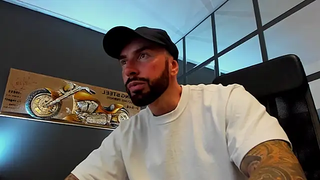 Snapshot of AronGrant chatting on 18, 6, 2026 AronGrant online show from 18, 6, 2026