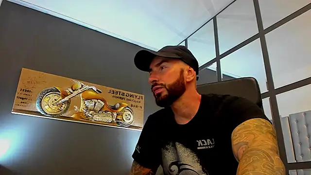 Snapshot of AronGrant chatting on 13, 7, 2026 AronGrant online show from 13, 7, 2026