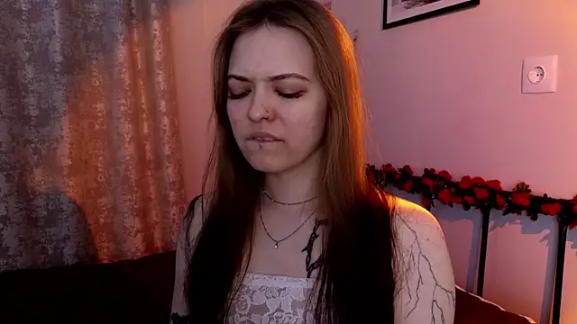 doll lol  online show from 31, 3, 2026