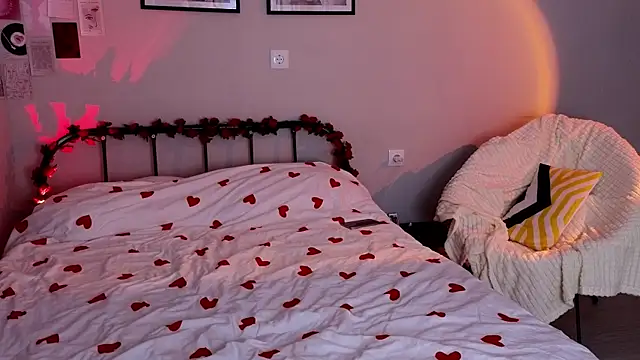 doll lol  online show from 24, 4, 2026