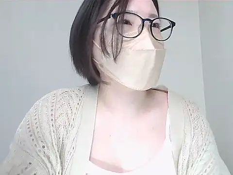  NOA-chan  online show from 23, 5, 2026