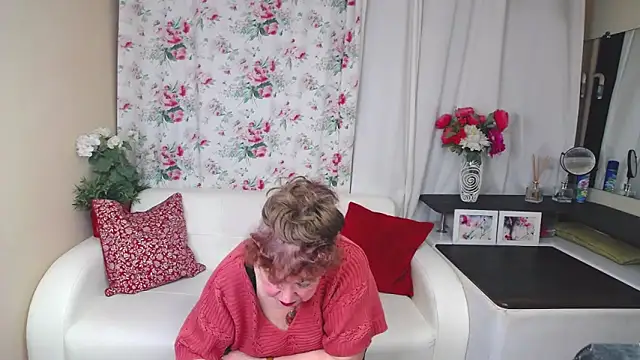 YourHotGranny online show from 2, 3, 2026