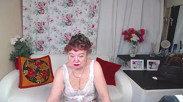 YourHotGranny online show from 3, 3, 2026