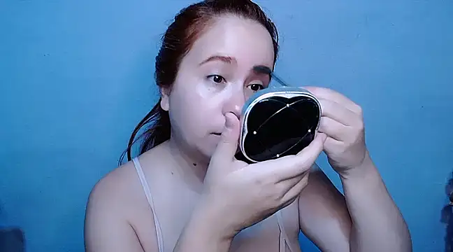 SubLayla01 online show from 4, 2, 2025