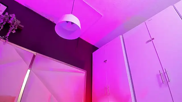 April bowie online show from 16, 9, 2025