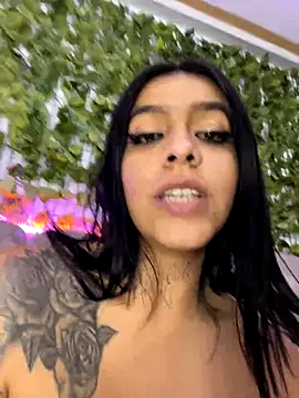 AbbyFtLuna online show from 2, 12, 2024