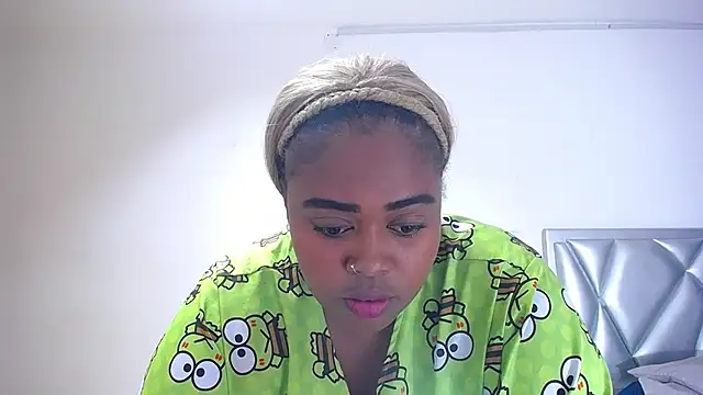 exotic karmella online show from 20, 11, 2025