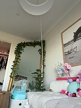 aus queen online show from 21, 4, 2026