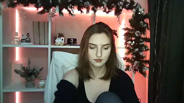 Snapshot of X_Alisa chatting on 8, 1, 2025 X Alisa online show from 8, 1, 2025